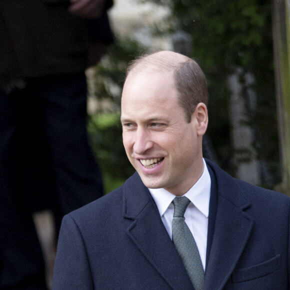 Le père de George, Charlotte et Louis devait remettre des médailles au château de Windsor, sa première réapparition publique depuis l'opération de Kate et l'annonce du cancer du roi
Le prince William, prince de Galles, la princesse Charlotte de Galles - Les membres de la famille royale britannique lors de la messe du matin de Noël en l'église St-Mary Magdalene à Sandringham, le 25 décembre 2023.