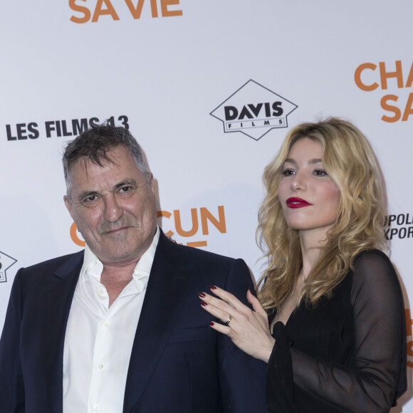 Jean-Marie Bigard et et sa femme Lola Marois (Lola Bigard) lors de l'avant-première du film "Chacun sa vie" au cinéma UGC Normandie à Paris, France, le 13 mars 2017. © Olivier Borde/Bestimage 