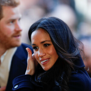 Le prince Harry et sa fiancée Meghan Markle arrivent au "Nottingham Contemporary" pour la journée mondiale de la lutte contre le Sida à Nottingham à l'occasion de leur première visite officielle depuis leurs Fiançailles à Nottingham le 1er decembre 2017. 