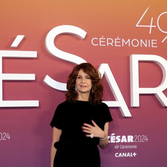 Arrivant en revisitant la chanson "Si j'étais président", elle n'a pas épargé plusieurs personnalités
Valérie Lemercier, présidente des César 2024 - Photocall des lauréats (press room) lors de la 49ème édition de la cérémonie des César à l’Olympia à Paris le 23 février 2024 © Dominique Jacovides / Olivier Borde / Bestimage