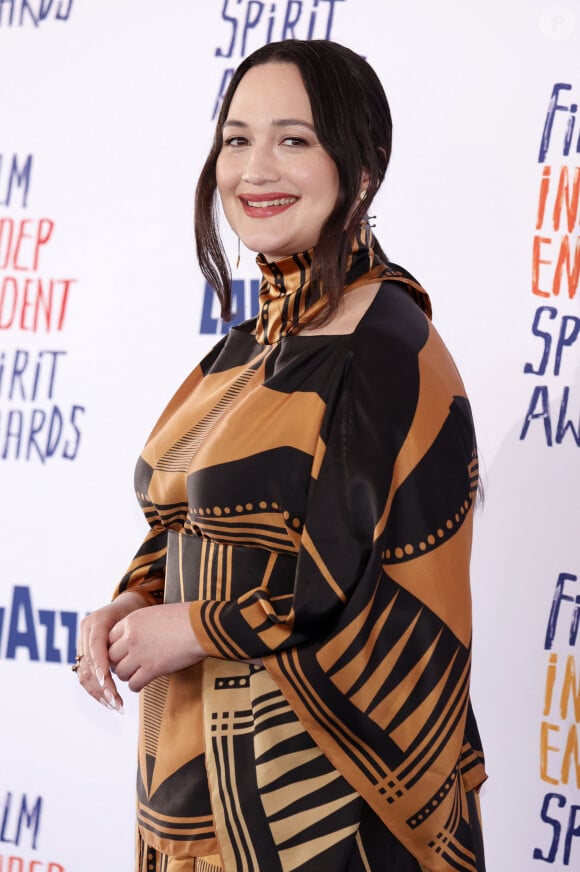 Lily Gladstone - Photocall de la 39ème cérémonie des "Film Independent Spirit Awards" à Santa Monica, le 25 février 2024.