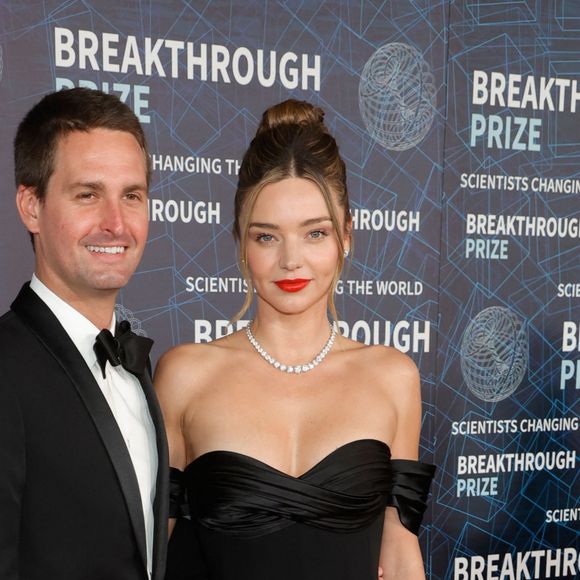 Evan Spiegel, Miranda Kerr - Photocall du Prix Breakthrough 2023 à l'Academy Museum of Motion Pictures de Los Angeles le 15 avril 2023. ©Walter / Bestimage