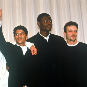 "La Haine" est sorti en 1995
Archives - Vincent Cassel, Saïd Taghmaoui, Hubert Koundé et Mathieu Kassovitz lors du Festival de Cannes pour "La Haine".