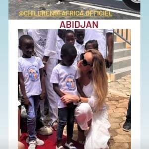 Adriana Karembeu à Abidjan pour assister à l'inauguration de la Nouvelle Case des Enfants, un foyer d'accueil crée par la Fondation Children Of Africa.
