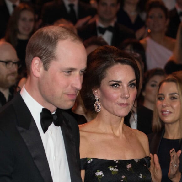 Le prince William et Kate Middleton arrivent à la cérémonie des British Academy Film Awards (BAFTA) au Royal Albert Hall à Londres, le 12 février 2017.