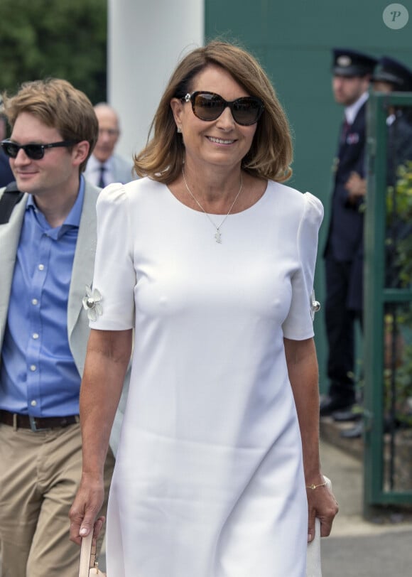 Le mère de la princesse de Galles est furieuse que son frère participe à cette émission
Carole et Michael Middleton à Wimbledon, le 3 juillet 2019. 