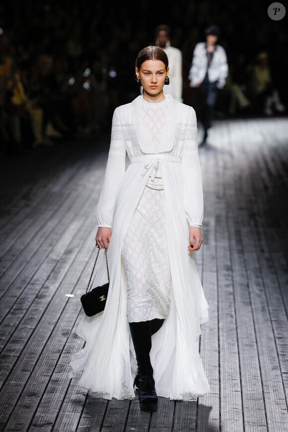 Défilé Chanel mode femme automne / hiver 2024-2025 au Grand Palais Éphémère lors de la Fashion Week de Paris (PFW), à Paris, France, le 5 mars 2024.