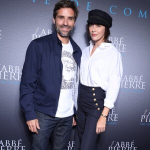 Arnaud Clément et Nolwenn Leroy ont fait une rare sortie à deux.
Arnaud Clément et Nolwenn Leroy lors de l'avant-première du film "L'Abbé Pierre - Une vie de combats" au cinéma UGC Normandie à Paris. © Denis Guignebourg / Bestimage 