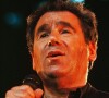 Claude Nougaro est mort le 4 mars 2004, à Paris, à l'âge de 74 ans.
Claude Nougaro en concert.