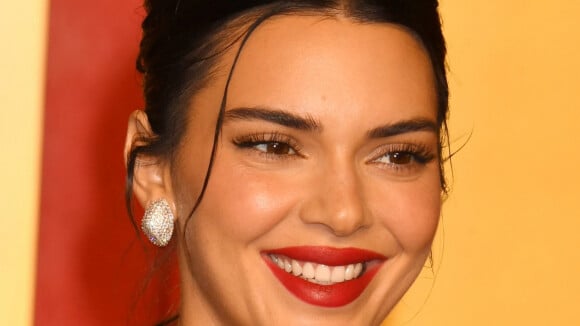 PHOTOS Soirée Vanity Fair : Kendall Jenner dégaine une robe transparente face à Pamela Anderson, sans maquillage