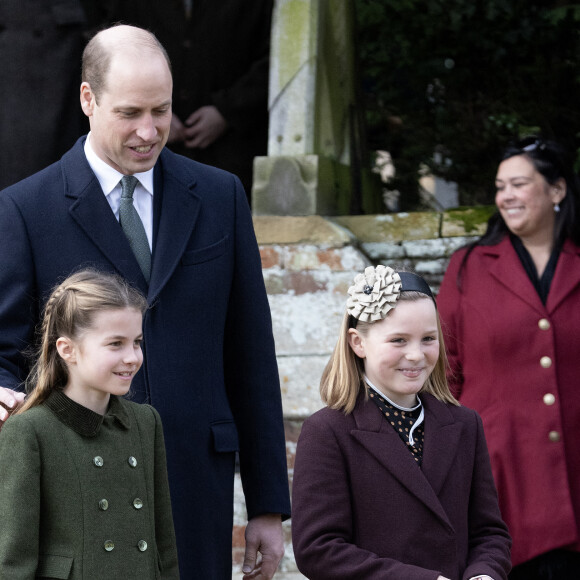 Les excuses n'ont pas suffi mais malgré tout, Kate a fait une réapparition 
Le prince William, prince de Galles, la princesse Charlotte de Galles et Mia Tindall - Les membres de la famille royale britannique lors de la messe du matin de Noël en l'église St-Mary Magdalene à Sandringham, le 25 décembre 2023.