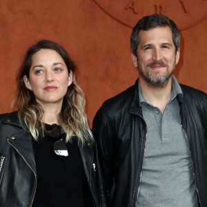 Il est bien rare qu'il évoque sa vie privée.
Guillaume Canet et sa compagne Marion Cotillard - Finale hommes lors des internationaux de France de tennis de Roland Garros à Paris. © Jacovides - Moreau / Bestimage