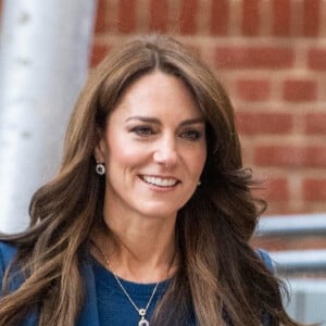 Catherine, (Kate) Middleton, princesse de Galles inaugure officiellement la nouvelle unité de chirurgie pour enfants de l'hôpital St Thomas.