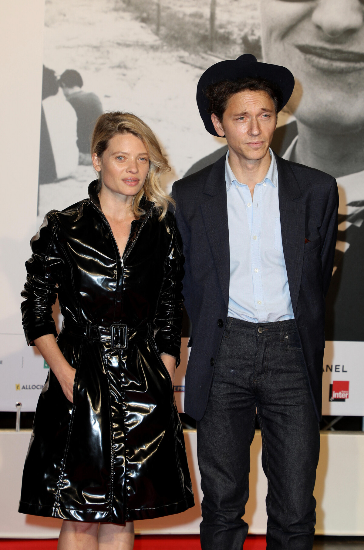 Photo Mélanie Thierry et son compagnon le chanteur Raphael — free download