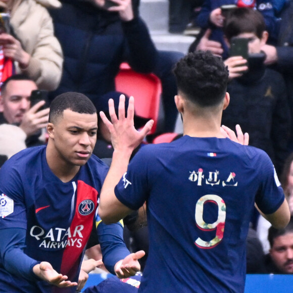 Kylian Mbappé et Goncalo Ramos. ( Photo by federico pestellini / panoramic ) -