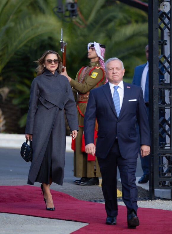 La reine Rania et le roi Abdallah, lors des célébrations du 25e anniversaire du trône à Amman, Jordanie, le 7 février 2024.