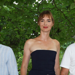 Guest, Samy Belkessa, Louise Bourgoin, Nicolas Silhol, guest - Photocall du film "Anti-Squat" lors de la 16ème édition du festival du film francophone (FFA) à Angoulême le 24 août 2023. © Coadic Guirec / Bestimage 