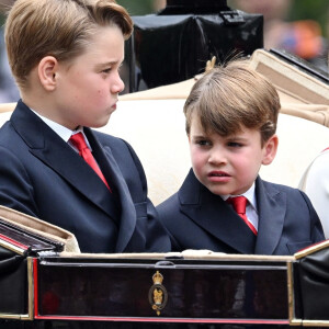 Le prince George et le prince Louis de Galles - La famille royale d'Angleterre lors du défilé "Trooping the Colour" à Londres. Le 17 juin 2023 