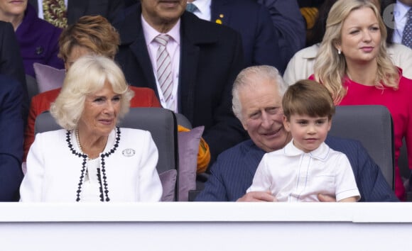 Camilla Parker Bowles, duchesse de Cornouailles, Le prince Charles, prince de Galles, Le prince Louis de Cambridge - Jubilé de platine de la reine Elisabeth II d'Angleterre à Bukingham Palace à Londres, le 5 juin 2022. 