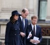 Ce n'est un secret pour personne, le prince William et le prince Harry sont en froid depuis pas mal de temps. 
Kate Middleton, le prince William et le prince Harry - La famille royale d'Angleterre lors de la messe commémorative en l'honneur des victimes de l'incendie de la Tour Grenfell le 14 juin 2017 à Londres.