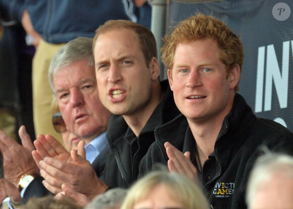 Les princes Harry et William assistent aux Invictus Games 2014 à Londres, le 11 septembre 2014.