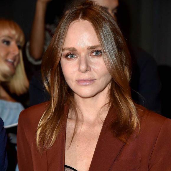 Mais ne s'exprime que très rarement sur sa vie privée.
Stella McCartney à la soirée 'Designer for Tomorrow' lors du la Fashion Week Mercedes-Benz à Berlin, le 9 juillet 2017.
