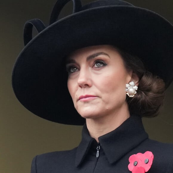 Les chimiothérapies préventives sont en général administrées après qu'une opération a été organisée afin de retirer le plus de cellules cancéreuses possible
Catherine Kate Middleton, princesse de Galles - La famille royale honore les disparus des deux guerres mondiales lors de la cérémonie Remembrance Sunday ( Dimanche du souvenir ) au Cénotaphe à Londres le 12 novembre 2023. 