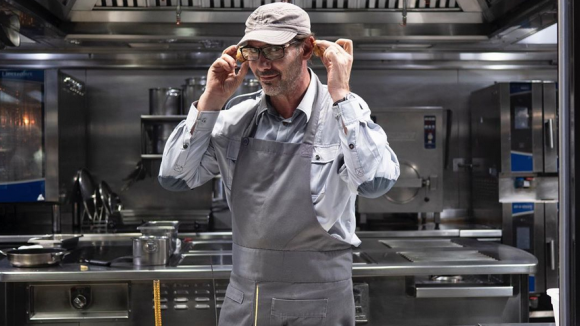 PHOTO Top Chef 2024 : Paul Pairet méconnaissable sans sa casquette, on sait maintenant pourquoi il ne la quitte jamais !