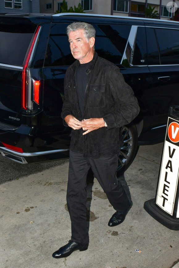 Pierce Brosnan et sa femme Keely Shaye Smith sont allés dîner au restaurant Giorgio Baldi à Santa Monica. Le 26 avril 2023.
