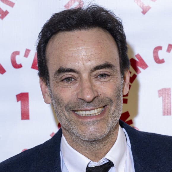 On a beaucoup lu le nom des Delon dans la presse ces derniers temps.
Anthony Delon au photocall des invités au dîner de gala de l'association "Un rien c'est tout" au musée de l'armée aux Invalides à Paris. © Cyril Moreau / Bestimage