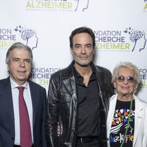 Le professeur Bruno Dubois, Anthony Delon, Véronique de Villèle - Concert du gala des 20 ans de la fondation Recherche Alzheimer "2 générations chantent pour la 3ème" à l'Olympia à Paris le 18 mars 2024. © Cyril Moreau / Bestimage