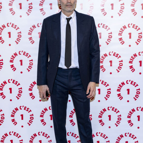 Anthony Delon au photocall des invités au dîner de gala de l'association "Un rien c'est tout" au musée de l'armée aux Invalides à Paris le 7 mars 2024. © Cyril Moreau / Bestimage