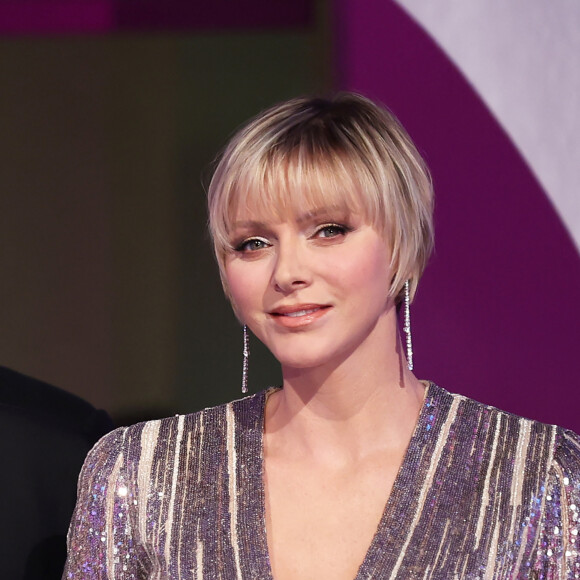 La princesse Charlene de Monaco - Bal de la Rose "Disco" 2024 au profit de la Fondation Princesse Grace dans la Salle des Étoiles du Sporting Monte-Carlo à Monaco le 23 mars 2024. © JC Vinaj / Pool Monaco / Bestimage 