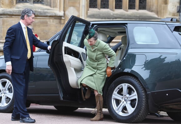 La princesse Anne - Les membres de la famille royale britannique arrivent à la chapelle Saint-George pour assister à la messe de Pâques. Windsor, le 31 mars 2024. 