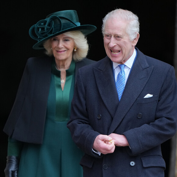Le roi Charles III d'Angleterre et Camilla Parker Bowles, reine consort d'Angleterre - Les membres de la famille royale britannique arrivent à la chapelle Saint-George pour assister à la messe de Pâques. Windsor, le 31 mars 2024.