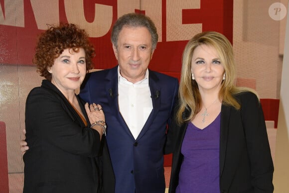Marlène Jobert, Michel Drucker et Nathalie Rheims - Enregistrement de l'émission "Vivement Dimanche" à Paris le 3 décembre 2014.