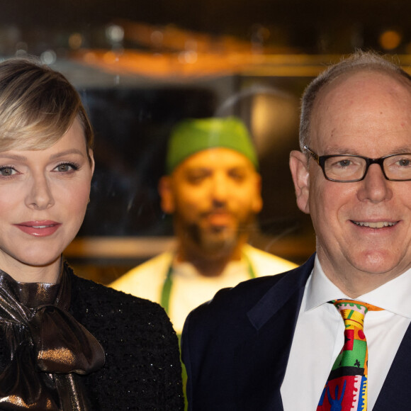 Le couple n'était pas seul.
Le prince Albert II de Monaco et la princesse Charlene lors de l'inauguration du restaurant Amazonico Monte-Carlo à Monaco le 4 avril 2024. © Olivier Huitel / Pool Monaco / Bestimage 