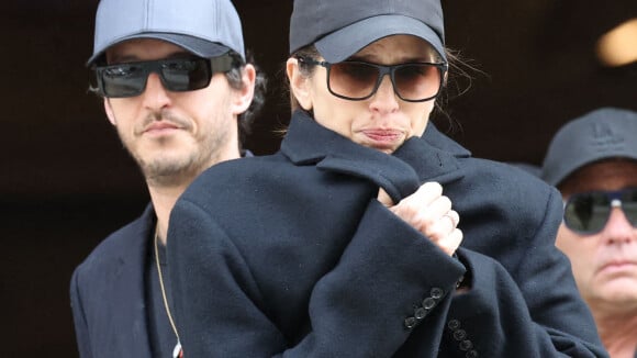 Jean-Yves Le Fur : Ses amis réunis pour un dernier hommage... Carla Bruni, Anthony Delon, sa fille Liv et Luc Besson très affectés