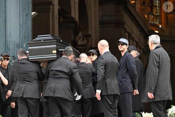 Maïwenn et son fils Diego Le Fur - Arrivées aux obsèques de Jean-Yves Le Fur en l'église Saint-Roch à Paris, le 6 avril 2024. 