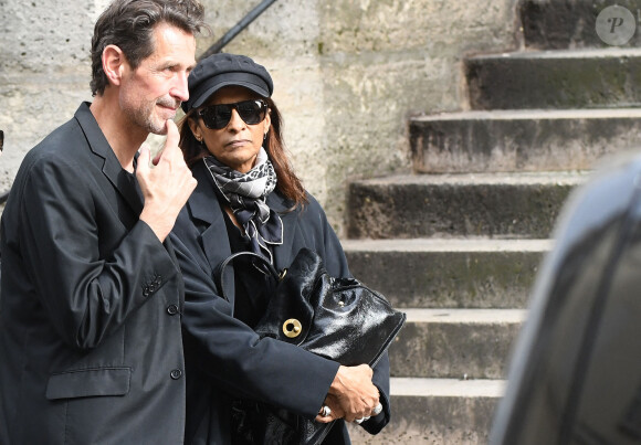 Karine Silla - Arrivées aux obsèques de Jean-Yves Le Fur en l'église Saint-Roch à Paris, le 6 avril 2024. 