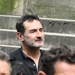 Gilles Lellouche - Sortie des obsèques de Jean-Yves Le Fur en l'église Saint-Roch à Paris, le 6 avril 2024. 
