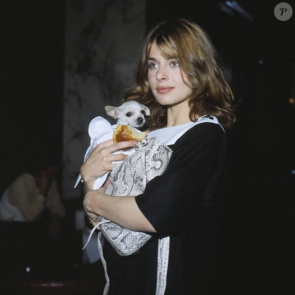 Nastassia Kinski, Actrice allemande Avec son chien PACO. Le 6 mai 1983. Photo par Photoshot/Avalon/ABACAPRESS.COM