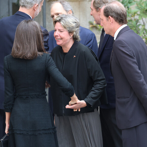 Et toute la famille a partagé la peine. 
Reine Letizia et Simoneta Gómez-Acebo, - Messe en hommage à Fernando Gómez-Acebo y Borbón, plus jeune fils de l'infante Pilar, à Madrid, le 8 avril 2024. 