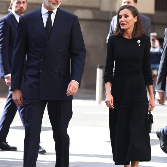 Le roi Felipe VI et la reine Letizia d'Espagne - Messe en hommage à Fernando Gómez-Acebo y Borbón, plus jeune fils de l'infante Pilar, à Madrid, le 8 avril 2024. 