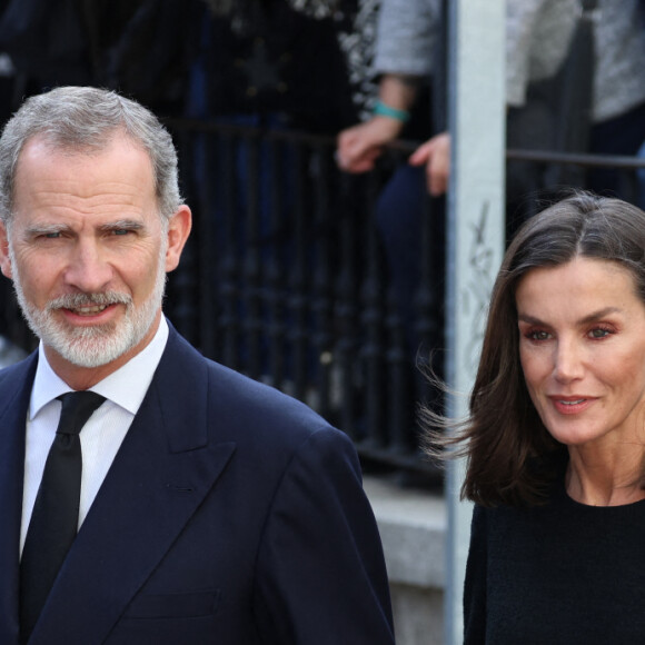 Le roi Felipe VI et la reine Letizia d'Espagne - Messe en hommage à Fernando Gómez-Acebo y Borbón, plus jeune fils de l'infante Pilar, à Madrid, le 8 avril 2024. 