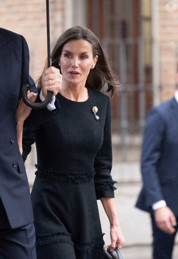 Le roi Felipe VI d'Espagne et la famille royale espagnole réunis pour rendre un dernier hommage à Fernando Gómez-Acebo en l'église du Sacrement de Madrid le 8 avril 2024. 