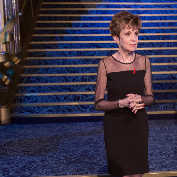 Exclusif - Catherine Laborde - Backstage de l'enregistrement de l'émission "La télé chante pour le Sidaction" aux Folies Bergère à Paris. L'émission sera diffusée sur France 2 le 28 mars