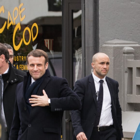 Le président de la république Emmanuel Macron et la première Dame Brigitte Macron partent du Touquet après avoir voté pour le 1 er tour des élections municipales le 15 mars 2020. © Tiziano da Silva / Bestimage