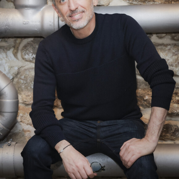 Exclusif - Rendez-vous avec Gad Elmaleh dans les backstage des Comedy Club à Paris. Le 23 avril 2023 © Jack Tribeca / Bestimage 