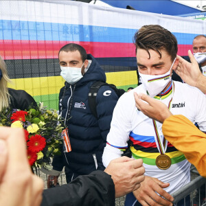 Championnat du monde de cyclisme en Italie à Imola -Julian Alaphilippe devient champion du monde le 27 septembre 2020